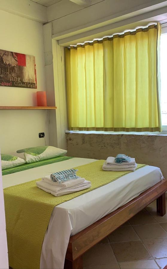 Bed and Breakfast Le Tre Civette Lecce Exterior foto